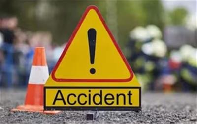 गुजरात सड़क दुर्घटना में सात महिलाएं घायल