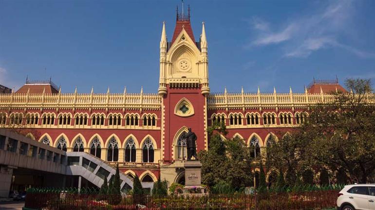 बंगाल सरकार ने नाबालिग बलात्कार-हत्या मामले में कलकत्ता एचसी के दोहरे आदेशों को चुनौती दी