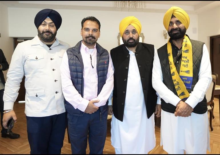 Big boost to AAP as Congress Leader and Ex MLA Gurpreet Singh GP joins