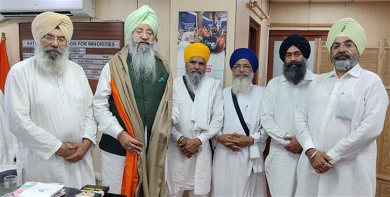 ਅੰਮ੍ਰਿਤਸਰ ਤੋਂ ਏਅਰ ਇੰਡੀਆ ਦੀਆਂ ਉਡਾਣਾਂ ਸ਼ੁਰੂ ਕਰਨ ਦੀ ਮੰਗ : ਪੰਜਾਬੀ ਡਾਇਸਪੋਰਾ ਸਭਾ ਸੁਸਾਇਟੀਆਂ (ਕੈਨੇਡਾ )