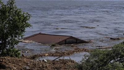 Massive flooding due to Ukraine dam breach kills 9