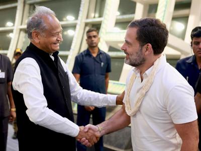 राहुल गांधी जयपुर पहुंचे; नए मुख्यालय भवन की नींव रखेंगे