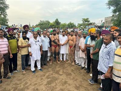 ਛਿੰਜਾ ਤੇ ਖੇਡ ਮੇਲਾ ਸਾਡੀ ਜਵਾਨੀ ਨੂੰ ਸਹੀ ਦਿਸ਼ਾ ਦੇਣ ਲਈ ਅਹਿਮ ਭੂਮਿਕਾ ਨਿਭਾਉਂਦੇ ਹਨ : ਦਿਨੇਸ਼ ਚੱਢਾ
