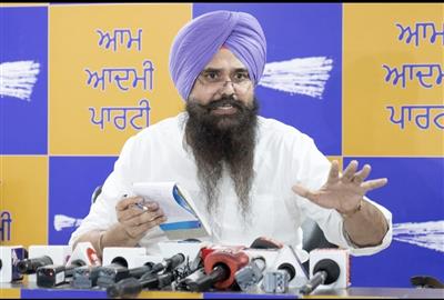 ਆਮ ਆਦਮੀ ਪਾਰਟੀ ਦੀ ਭਾਜਪਾ ਨੂੰ ਚੁਣੌਤੀ - ਸਿੱਖਿਆ, ਸਿਹਤ, ਰੁਜ਼ਗਾਰ ਅਤੇ ਕਾਨੂੰਨ ਵਿਵਸਥਾ ਦੇ ਮੁੱਦਿਆਂ 'ਤੇ ਬਹਿਸ ਕਰਨ ਜਾਖੜ