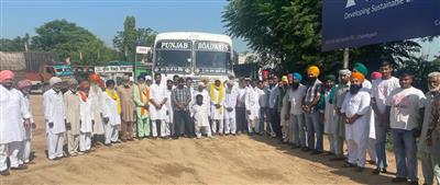 'ਆਪ' ਆਗੂ ਕਾਫ਼ਲੇ ਦੇ ਰੂਪ 'ਚ ਪਟਿਆਲਾ ਰੈਲੀ 'ਚ ਪਹੁੰਚੇ