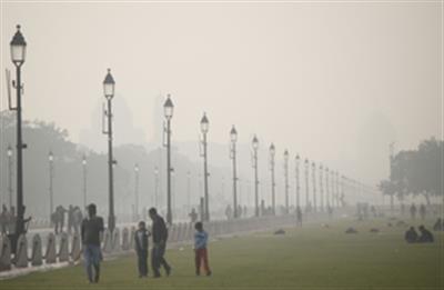 दिल्ली का AQI 'बहुत खराब' बना हुआ है, न्यूनतम तापमान 12.3 डिग्री तक गिरा 