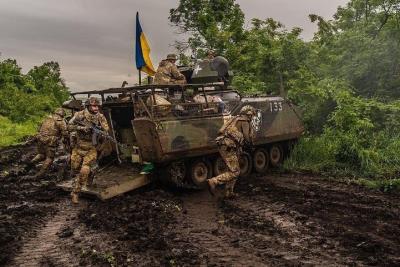 Ukraine launches probe over Russian troops killing surrendered soldiers