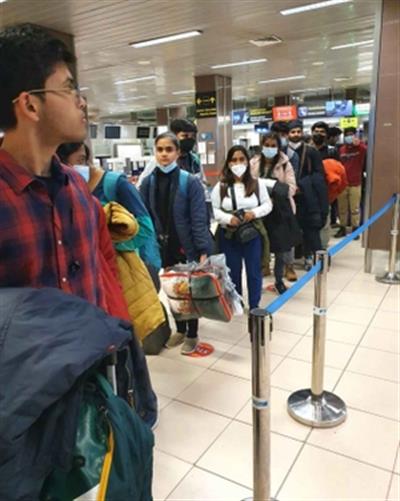 Medical students, uprooted from Ukraine, find options in other countries