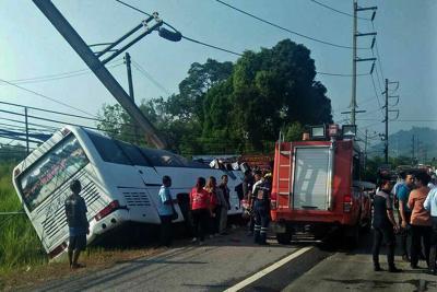 14 dead, 20 injured in Thailand bus accident