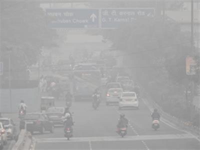 Air quality still 'very poor' at several places, Delhi records min temp of 9.2 degree celsius