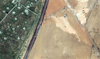 Satellite images show Egypt building a wall near Gaza Strip border