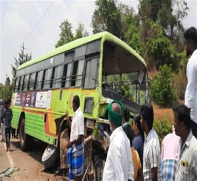 Three killed, six injured in road accident in Karnataka
