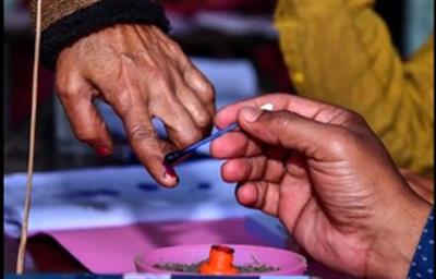 25.2 pc polling in UP till 11 am