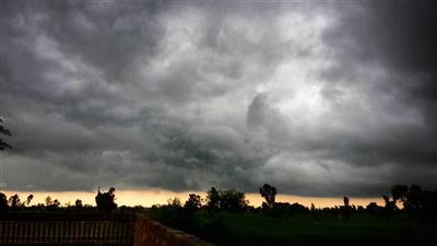 Thick black clouds over Punjab, alert issued for 13 districts