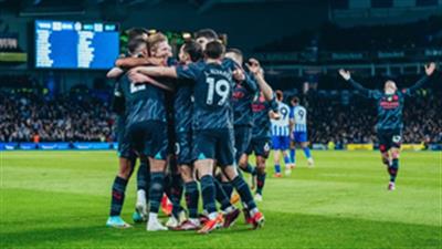 Premier League: Foden's brace takes Man City close to leaders Arsenal