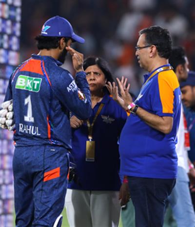 आईपीएल 2024: एलएसजी के मालिक की कप्तान केएल राहुल के साथ एनिमेटेड चैट बनी सुर्खियां