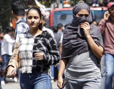 Heatwave: Delhi sizzles at 47 degrees Celsius