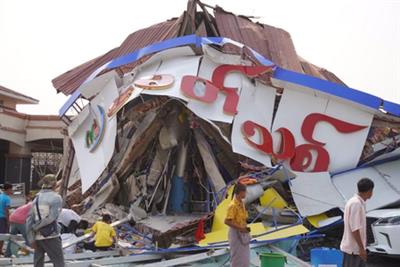 1002 killed, 2376 injured in devastating earthquake in Myanmar
