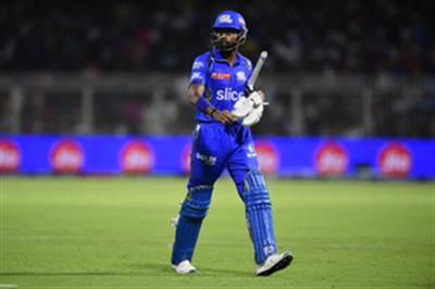 IPL 2025: Hardik returns as Mumbai Indians elect to bowl first against Gujarat Titans