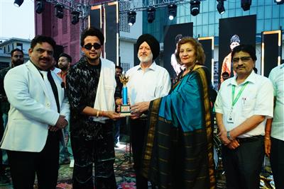 देश भगत यूनिवर्सिटी कैंपस में संस्कृति और प्रतिभा के जश्न यूथ फेस्टिवल डीबज़-2025 का शानदार आयोजन  