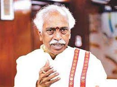 राज्यपाल श्री बंडारू दत्तात्रेय ने फ्लाइट लेफ्टिनेंट सिद्धार्थ यादव के दुखद निधन पर गहरा शोक व्यक्त किया