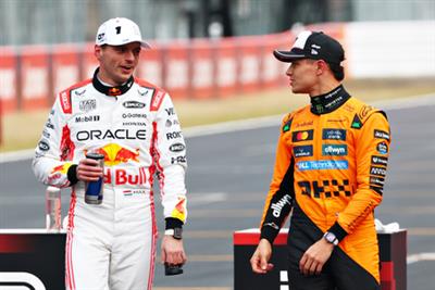 F1: Verstappen claims pole in Japanese GP Qualifying ahead of McLarens