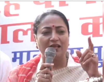 Delhi CM inaugurates water pipeline in Shalimar Bagh, promises road repairs