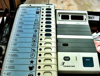 No Internet, Bluetooth in Indian EVMs make them unhackable: ECI sources