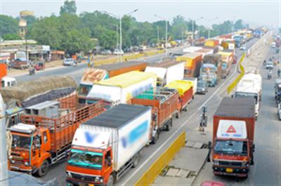 Electronic permits register 20 pc growth at record 124.5 million in March