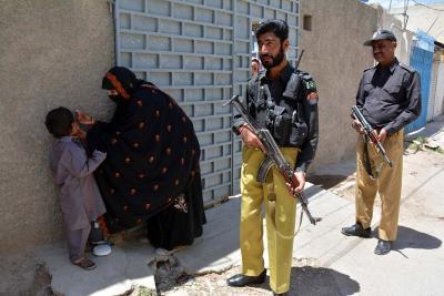 Two polio workers abducted in northwest Pakistan