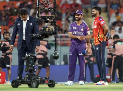 IPL 2025: ਇੰਗਲਿਸ, ਬਾਰਟਲੇਟ ਨੇ ਸ਼ੁਰੂਆਤ ਕੀਤੀ ਕਿਉਂਕਿ ਪੰਜਾਬ ਕਿੰਗਜ਼ ਨੇ KKR ਵਿਰੁੱਧ ਬੱਲੇਬਾਜ਼ੀ ਕਰਨ ਦਾ ਫੈਸਲਾ ਕੀਤਾ