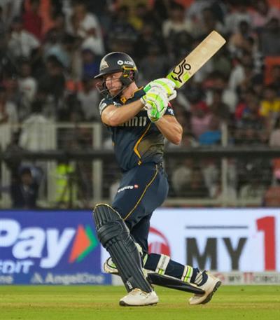 IPL 2025: ਬਟਲਰ ਦੀਆਂ ਅਜੇਤੂ 97 ਦੌੜਾਂ ਦੀ ਬਦੌਲਤ GT ਨੇ DC ਨੂੰ ਸੱਤ ਵਿਕਟਾਂ ਨਾਲ ਹਰਾਇਆ, ਟੇਬਲ ਦੇ ਸਿਖਰ 'ਤੇ ਪਹੁੰਚਿਆ