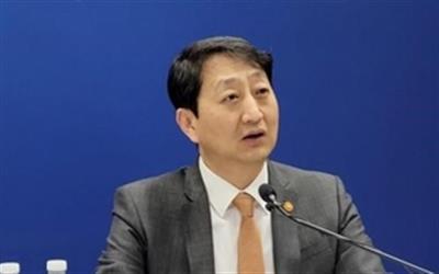 Seoul to discuss cooperation with US in shipbuilding, energy at trade consultation