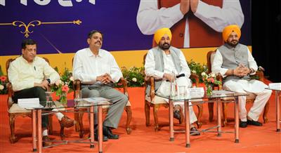 ‘आप’ सरकार ने सरपंचों का मान-भत्ता बढ़ाकर दो हजार रुपए किया; पंजाब में अब तक की सबसे बड़ी वृद्धि