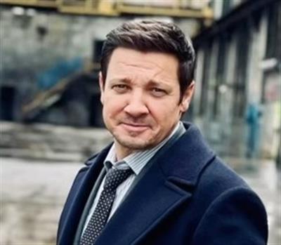 Jeremy Renner accepts aches and pains following his near-fatal snowplough accident