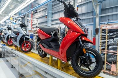 EV फर्म एथर एनर्जी के IPO की तैयारी के कारण राजस्व स्थिर, घाटा बढ़ा