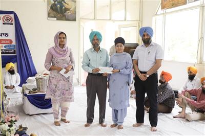 ਸੈਸ਼ਨ 2024-25 ਦੀ ਸਮਾਪਤੀ ਨੂੰ ਮੁੱਖ ਰੱਖਦਿਆਂ ਕਰਵਾਇਆ ਗਿਆ ਸ੍ਰੀ ਜਪੁਜੀ ਸਾਹਿਬ ਦਾ ਸਮੂਹਿਕ ਪਾਠ 