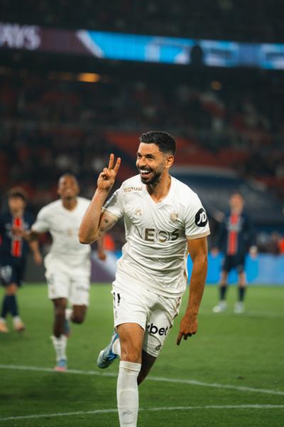 Nice end PSG’s unbeaten Ligue 1 run with clinical display in Paris