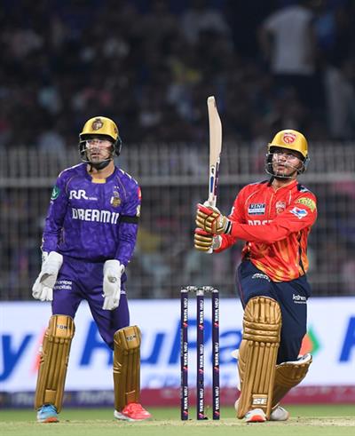 IPL 2025: 201/4 ਤੋਂ ਬਾਅਦ PBKS ਦੇ ਰੂਪ ਵਿੱਚ ਆਰੀਆ, ਪ੍ਰਭਸਿਮਰਨ ਨੇ ਈਡਨ ਗਾਰਡਨ ਨੂੰ ਰੌਸ਼ਨ ਕੀਤਾ