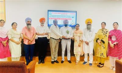 ਵਰਲਡ ਯੂਨੀਵਰਸਿਟੀ ਦੇ ਰਾਜਨੀਤਿਕ ਵਿਗਿਆਨ ਵਿਭਾਗ ਵੱਲੋਂ ਪੰਜਾਬ ਵਿਚ ਆਧੁਨਿਕ ਰਾਜਨੀਤਿਕ ਚੁਣੌਤੀਆਂ ਵਿਸ਼ੇ 'ਤੇ ਵਿਸ਼ੇਸ਼ ਲੈਕਚਰ 
