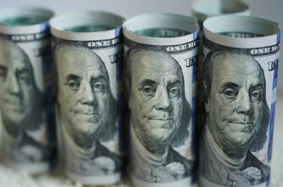 India's forex reserves surge past $688 billion mark