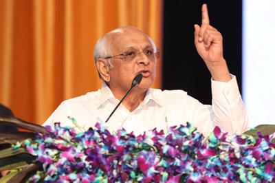 भूपेंद्र पटेल ने वडोदरा में 1,156 करोड़ रुपये की विकास परियोजनाओं का उद्घाटन किया