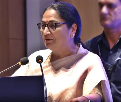 दिल्ली ने आयुष्मान वय वंदना योजना के लिए मोबाइल पंजीकरण अभियान शुरू किया