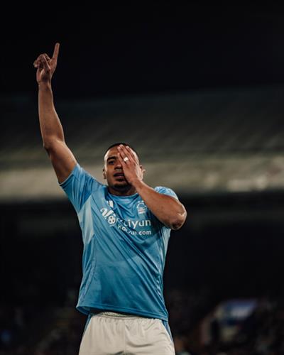 Forest lose points in Champions League race after draw at Palace