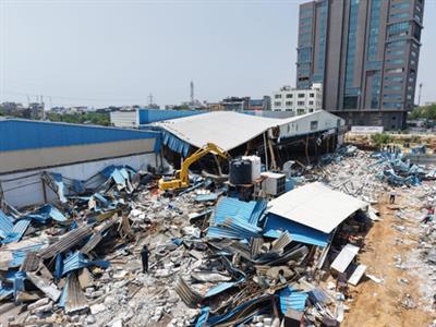 HYDRAA continues demolition drive against illegal structures in Hyderabad's Gachibowli