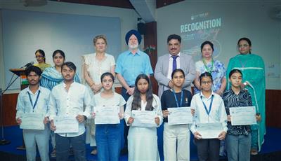 देश भगत यूनिवर्सिटी के विद्यार्थियों और शिक्षकों को इसरो स्टार्ट कार्यक्रम के तहत किया गया सम्मानित  