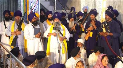 ਫਤਹਿ ਮਾਰਚ ਵਿੱਚ ਬਾਬਾ ਬਲਬੀਰ ਸਿੰਘ ਸਮੇਤ ਗੁਰੂ ਦੀਆਂ ਲਾਡਲੀਆਂ ਫੌਜਾਂ ਨੇ ਵੱਧ ਚੜ੍ਹ ਕੇ ਹਾਜ਼ਰੀ ਭਰੀ