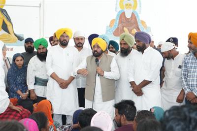 17 ਸ਼ਰਾਬ ਨਾਲ ਹੋਈਆਂ ਮੌਤਾਂ ਲਈ ਮਿਥੇਨੌਲ ਜ਼ਿੰਮੇਵਾਰ; 10 ਗ੍ਰਿਫ਼ਤਾਰ: ਪੰਜਾਬ ਪੁਲਿਸ