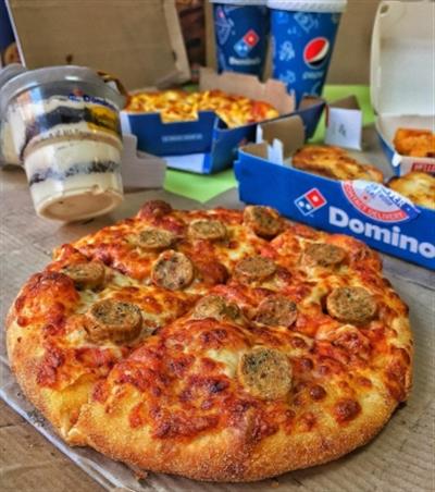Domino’s Pizza India operator Jubilant FoodWorks' Q4 net profit drops 77 pc
