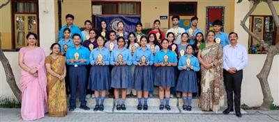 जेएमके इंटरनेशनल स्कूल की ओर से सम्मान समारोह आयोजित, मेधावियों को किया सम्मानित